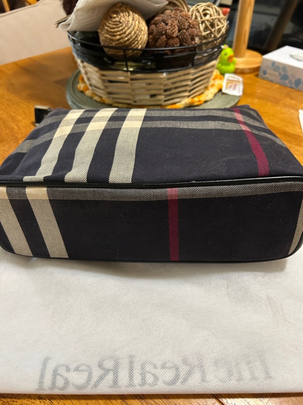 Burberry Canvas Classic Plaid Shoulder Bag in Black and Beige with Red Stripe - Picture 2 of 7